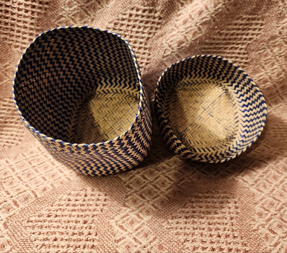 Globein Handwoven Basket - Picture 2 of 7